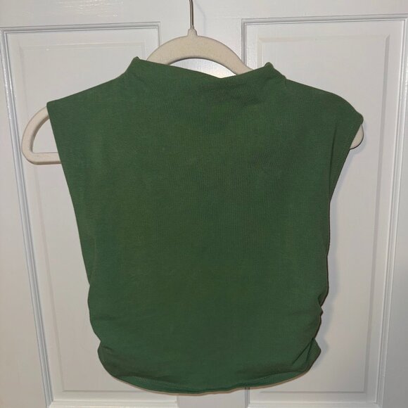 REFORMATION FOSTER KNIT TWO PIECE, BOTTLE GREEN, SMALL IN TOP AND SKIRT - Picture 4 of 7